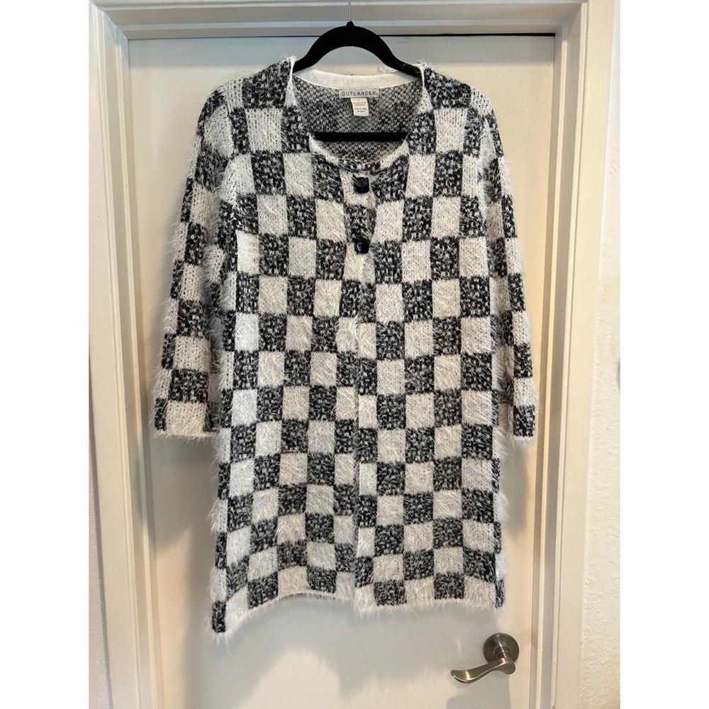 Checker Print Quarter Sleeve Sweater